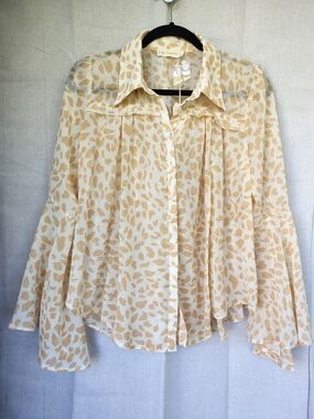 NWT By Together Cream and Peach Printed Sheer Button-Up Blouse
